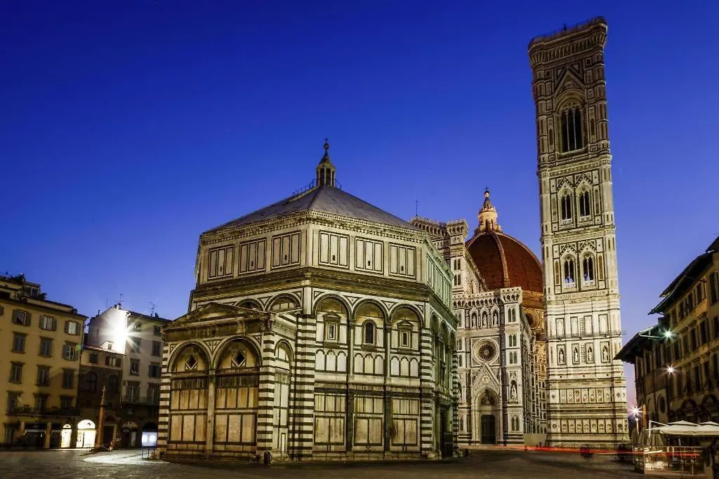 Casa Grazia-Near Smn Station Apartment Florence